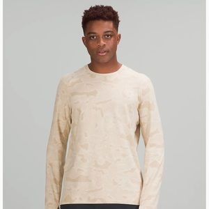 Lululemon S-S Surge Warm Crew Top NWT😎Valentines Special